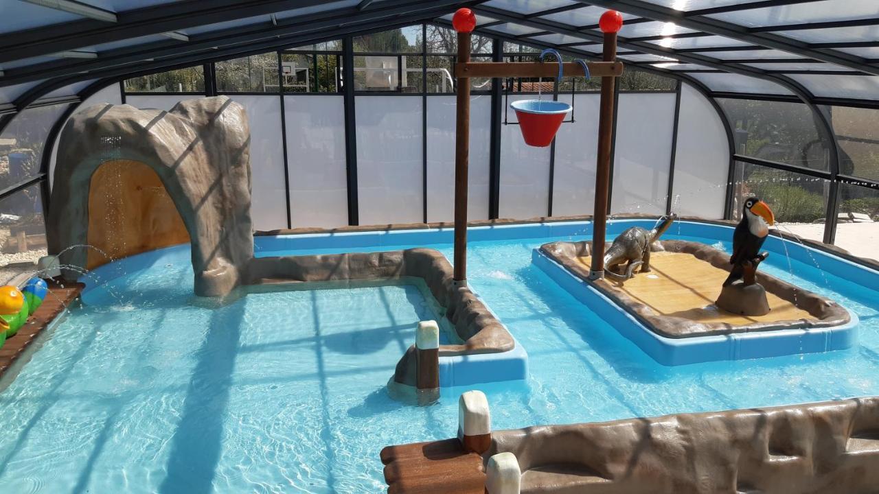 Camping Les Terrasses De Dordogne Rouffignac Saint-Cernin Exterior photo