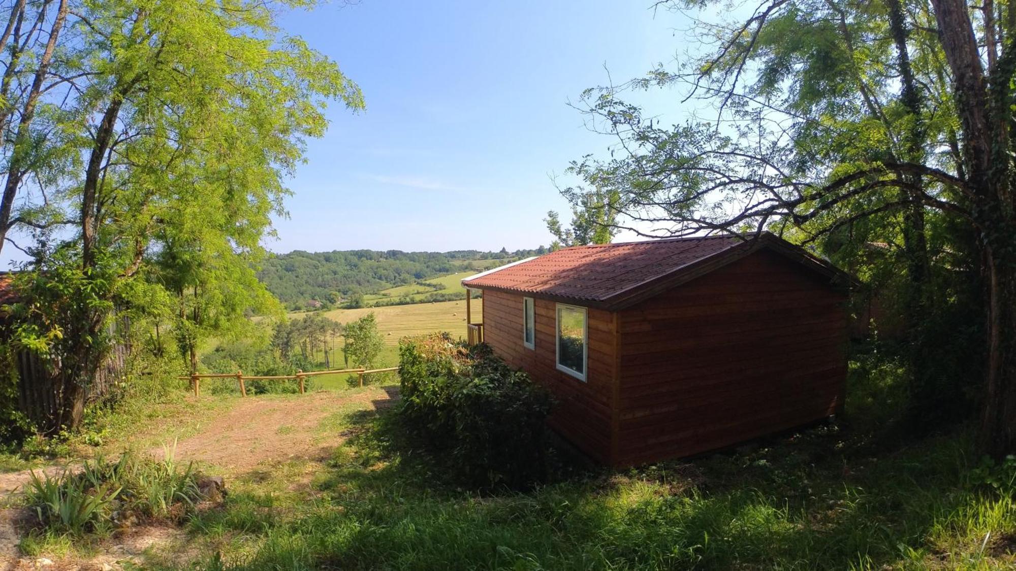 Camping Les Terrasses De Dordogne Rouffignac Saint-Cernin Room photo